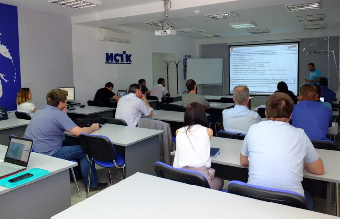 «Комацу СНГ» и ИСТК провели семинар для сотрудников